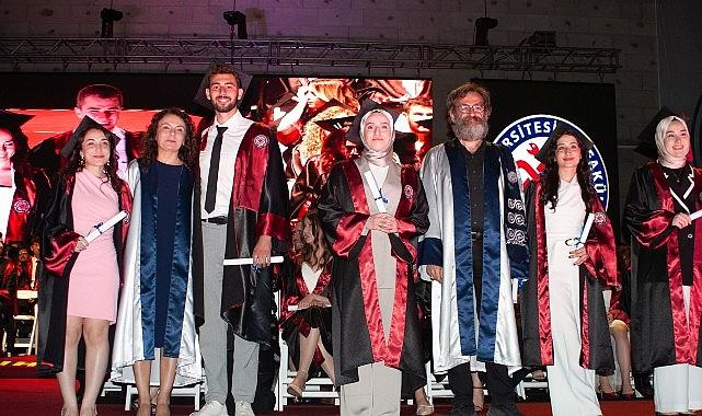 EÜTF'de 65. Dönem Mezunları Büyük Bir Coşku İle Uğurlandı