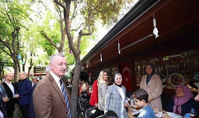 Başkan Büyükakın, Gebze'de kadın esnaflarla buluştu