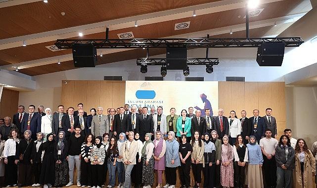 Konya Büyükşehir “1. Uluslararası Mevlana ve Ali Şîr Nevâyî Sempozyumu"na Ev Sahipliği Yapıyor Konya Büyükşehir “1. Uluslararası Mevlana ve Ali Şîr Nevâyî Sempozyumu"na Ev Sahipliği Yapıyor