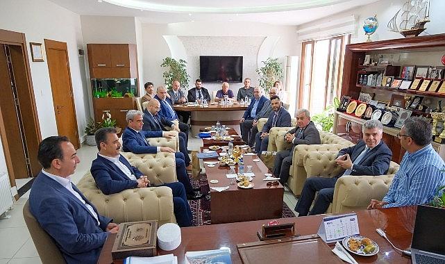 Dikili'de Türk-Yunan Dostluğu Somut Adımlarla Pekişti Dikili'de Türk-Yunan Dostluğu Somut Adımlarla Pekişti