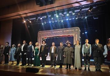 İstanbul'da Kocaeli Şehir Tiyatroları rüzgârı esti