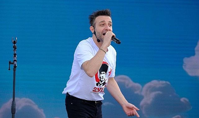 Lemi Filozof, unutulmaz 23 Nisan hatırası bıraktı Lemi Filozof, unutulmaz 23 Nisan hatırası bıraktı
