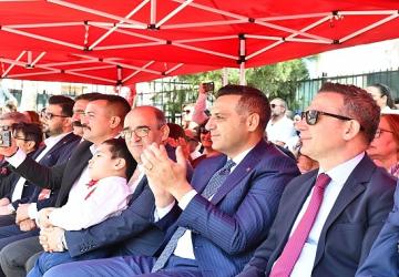 Başkan Yıldız, 23 Nisan Coşkusunu Miniklerle Paylaştı