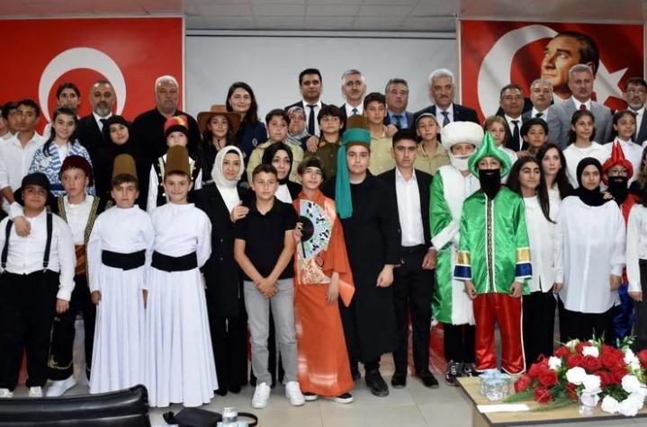 Kırıkkale’de İngilizce ve Türk Kültürü Buluşması Kırıkkale’de İngilizce ve Türk Kültürü Buluşması