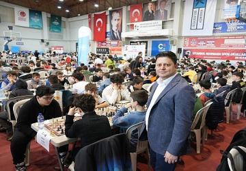 Kadıköy'de 23 Nisan Coşkusu Satranç Turnuvasıyla Başladı