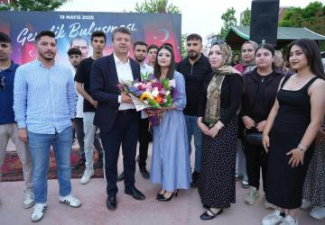 Başkan Tutdere gençlerle buluştu: ‘Adıyaman’ı Gençliğin Şehri Yapacağız’