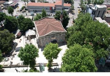 Büyükşehir, Fevziye Camii'nin dış cephesini yeniledi