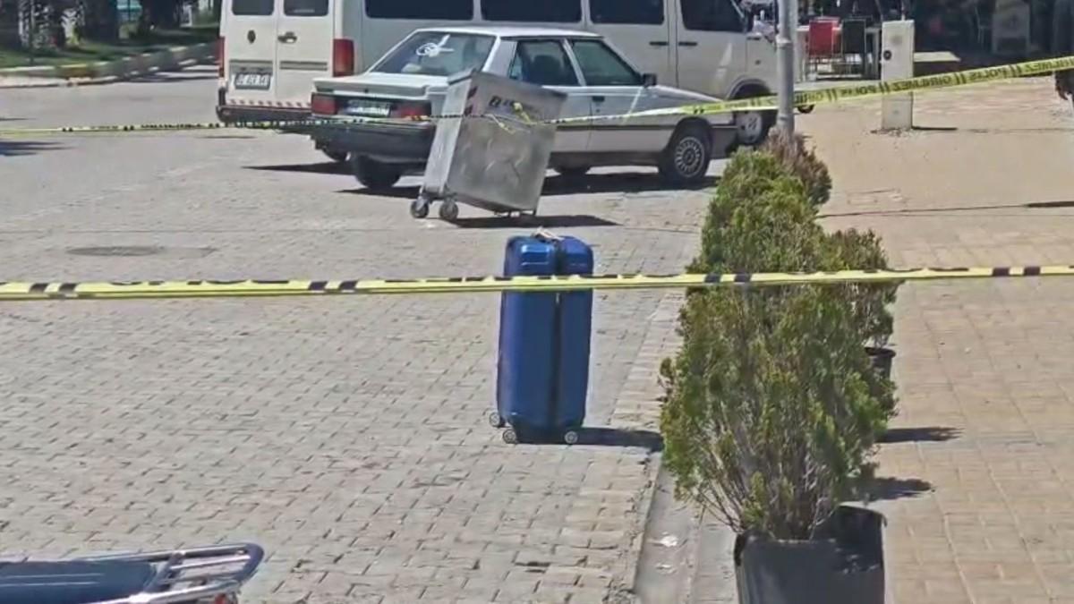 Kahta'da şüpheli bavul paniği: Ekipler alarmdaydı, sahibi son anda geldi - Videolu Haber Kahta'da şüpheli bavul paniği: Ekipler alarmdaydı, sahibi son anda geldi - Videolu Haber