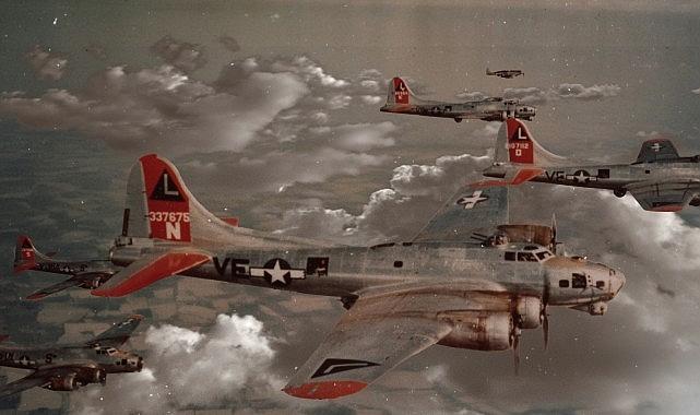 'Gökyüzünden İkinci Dünya Savaşı' 4 Mayıs Pazar 22.00'de National Geographic Ekranlarında Başlıyor!