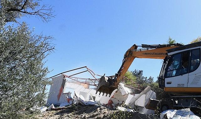 25 kaçak yapı yıkıldı 25 kaçak yapı yıkıldı