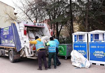 Çankaya'da Tekstil Kumbaralarıyla Sıfır Atığa Katkı