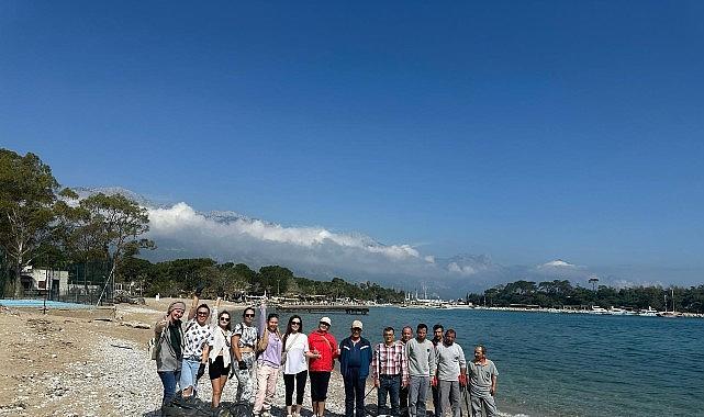 Kemer'de yabancı uyruklu kadınlardan temizlik faaliyeti