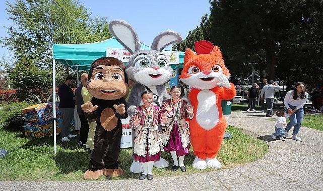Akıllı Tavşan Momo, Çocuklara Orman Sevgisini Aşıladı Akıllı Tavşan Momo, Çocuklara Orman Sevgisini Aşıladı