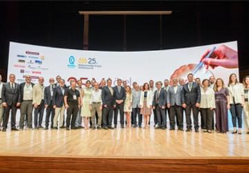 Başkan Tugay: Bilinçli olmalı, güzel bir ülke için hep birlikte çalışmalıyız