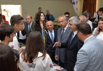 Türkiye'nin Geleceğini Genç Beyinler İnşa Ediyor