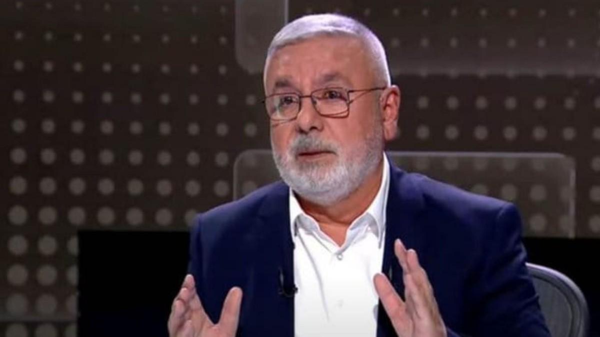 Mehmet Metiner’den AK Parti Adıyaman teşkilatına uyarı: ‘Fitne ateşi herkesi yakar’ Mehmet Metiner’den AK Parti Adıyaman teşkilatına uyarı: ‘Fitne ateşi herkesi yakar’