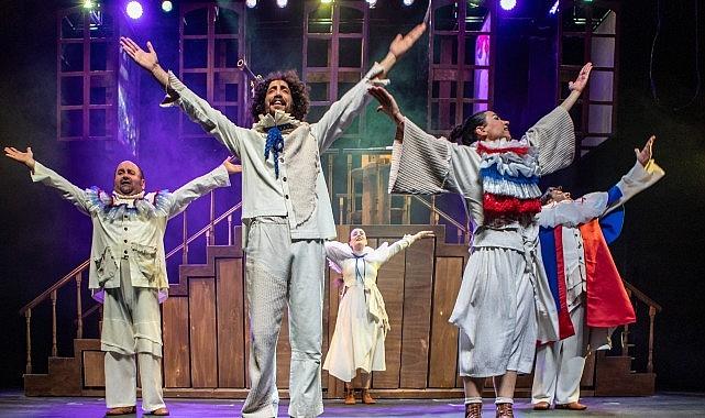 Bursa Şehir Tiyatrosu “Kısa Süren Saltanat" Oyunuyla İstanbul'da