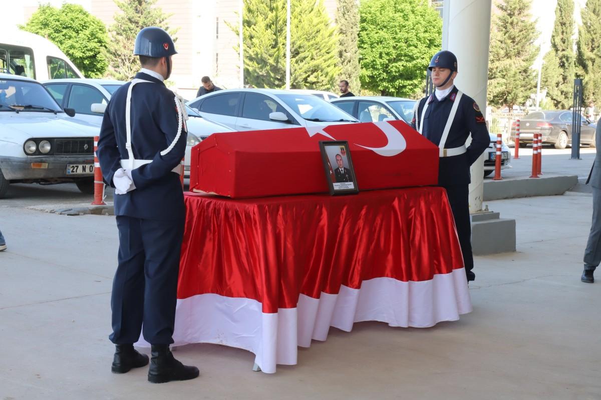 Trafik kazasında yaşamını yitiren Uzman Çavuş memleketine gönderildi - Videolu Haber