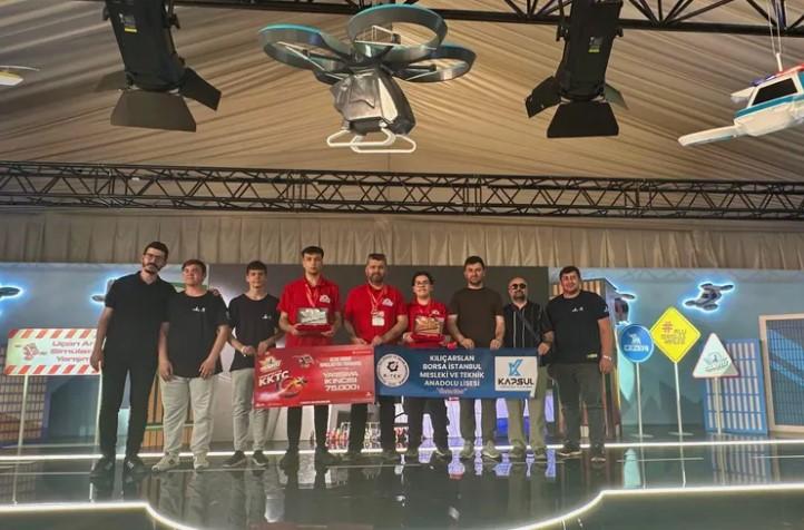 Kapsül KKTC'den İki Ödülle Döndü Kapsül KKTC'den İki Ödülle Döndü