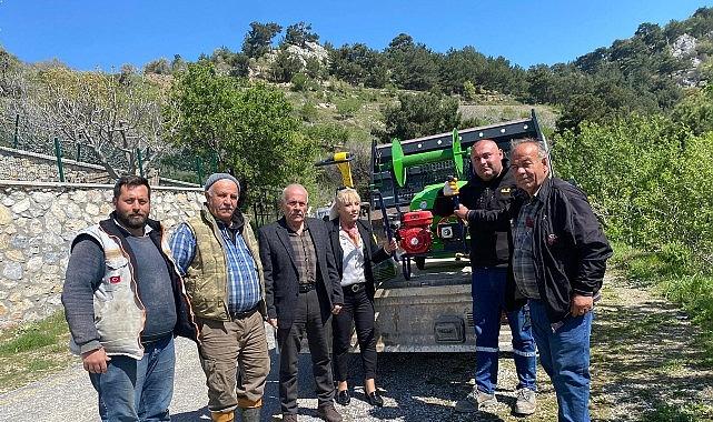 Çifçilere ilaçlama haberi revize Çifçilere ilaçlama haberi revize