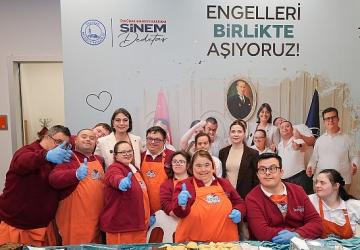 Üsküdar Belediyesi “Engelliler Haftası" Dolayısıyla Etkinlik Düzenledi