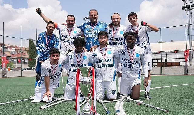 "Bağcılar Belediyesi Ampute Futbol Takımı Süper Lig'e yükseldi" "Bağcılar Belediyesi Ampute Futbol Takımı Süper Lig'e yükseldi"