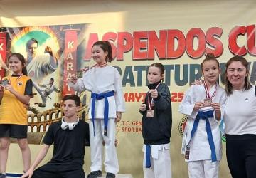 Aliağalı Karateciler Aspendos Cup Karate Turnavası'nda