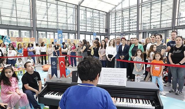Başkan Çerçioğlu'nun Aydın'a Kazandırdığı Otizm Merkezlerinin Öğrencilerinden Sanat Sergisi