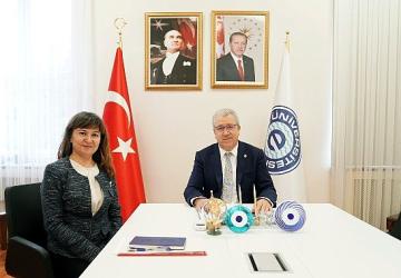 TÜBA Asli Üyesi, EÜ Öğretim Üyesi Prof. Dr. Kadriye Arzum Erdem Gürsan, 5. Kez AASSA-WISE Komitesi'nde