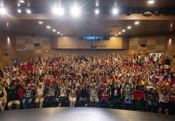 Büyükşehir'den işitme engellilere özel film gösterimi