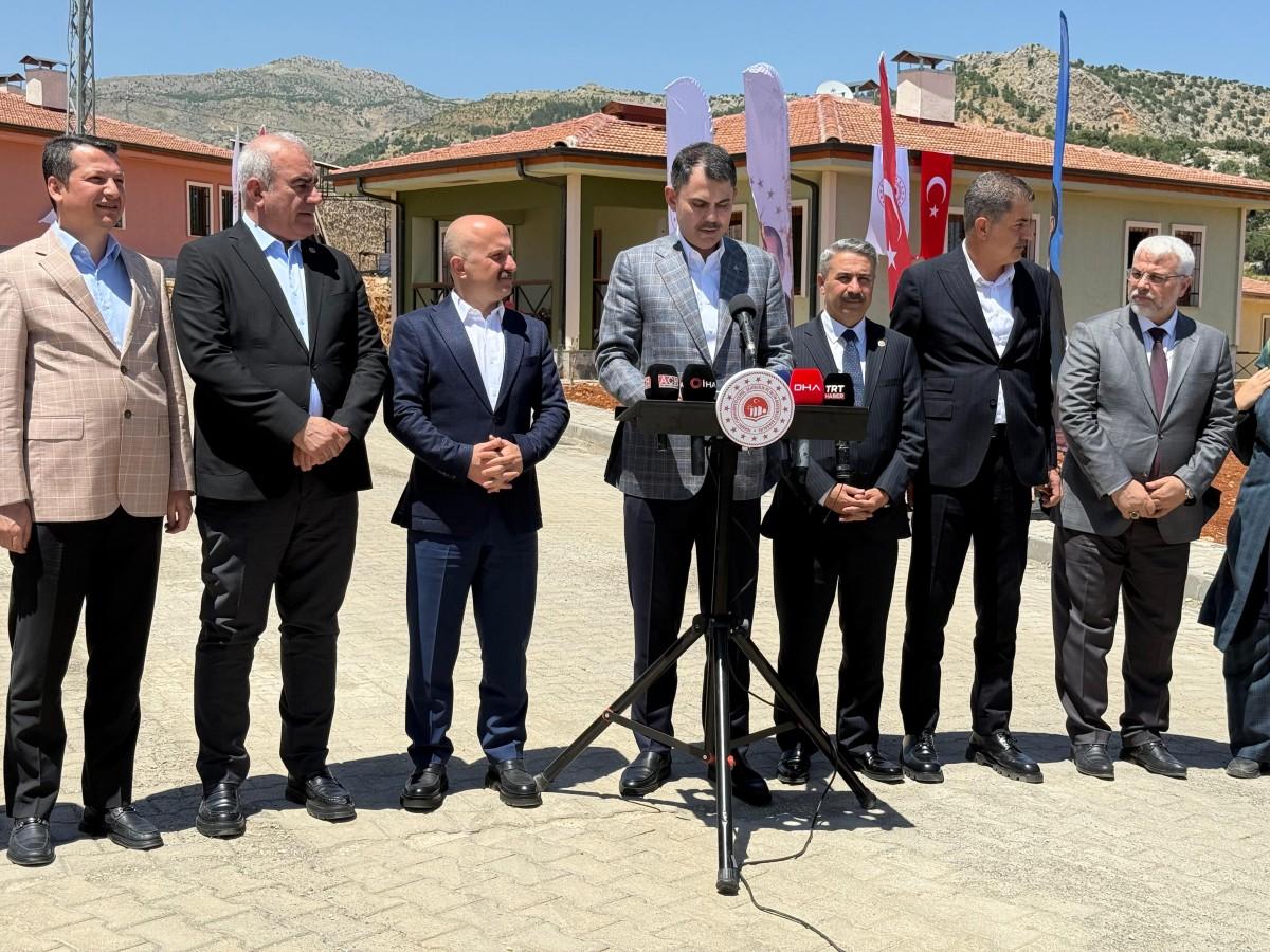 Bakan Murat Kurum Adıyaman’da: ‘Sadece ev değil, umut inşa ediyoruz’ Bakan Murat Kurum Adıyaman’da: ‘Sadece ev değil, umut inşa ediyoruz’