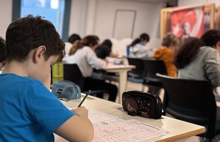 YÖM Okulları Öğrencilerinden Ulusal ve Uluslararası Başarılar YÖM Okulları Öğrencilerinden Ulusal ve Uluslararası Başarılar
