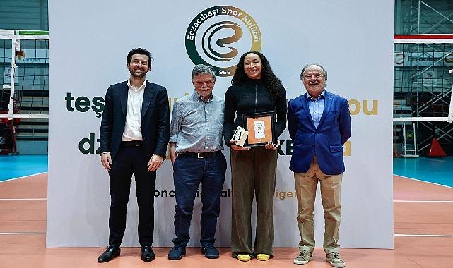 Eczacıbaşı Dynavit, 2024-2025 sezonuna veda etti Eczacıbaşı Dynavit, 2024-2025 sezonuna veda etti