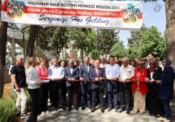 Adıyaman’da ‘Hayat Boyu Öğrenme Sergisi’ açıldı: El emeği göz nuru eserler büyük beğeni topladı - Videolu Haber