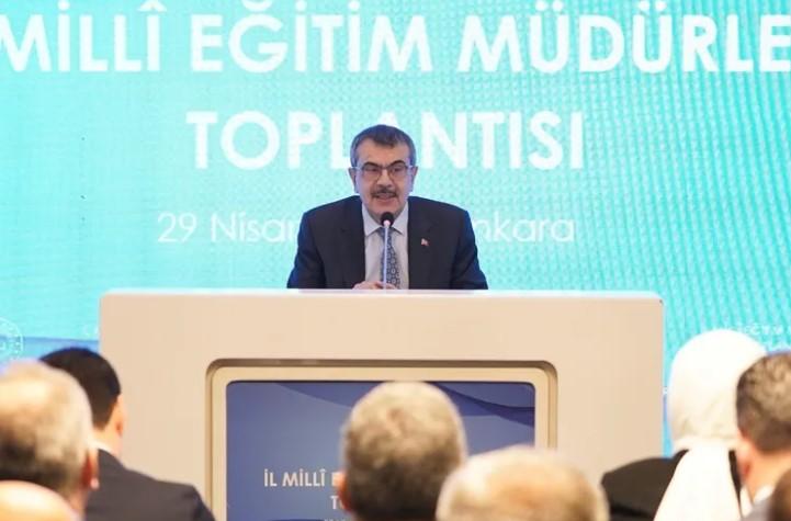 Bakan Tekin’den 81 İl Müdürüyle Eğitim Değerlendirmesi Bakan Tekin’den 81 İl Müdürüyle Eğitim Değerlendirmesi
