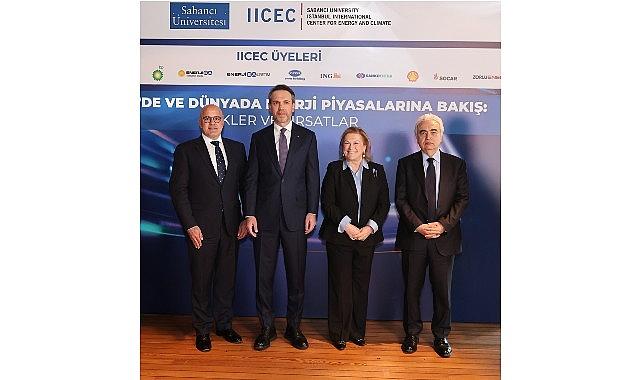 18. IICEC Konferansı Dünya Enerji Piyasalarındaki Riskleri ve Fırsatları Ele Aldı 18. IICEC Konferansı Dünya Enerji Piyasalarındaki Riskleri ve Fırsatları Ele Aldı