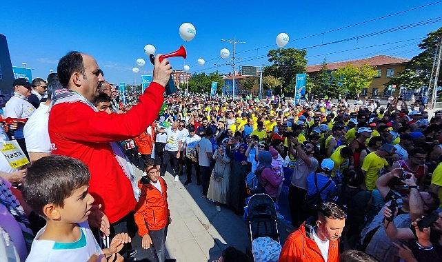 Başkan Altay Tüm Sporseverleri Uluslararası Konya Yarı Maratonu'na Katılmaya Davet Etti Başkan Altay Tüm Sporseverleri Uluslararası Konya Yarı Maratonu'na Katılmaya Davet Etti