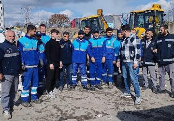 10 ton çöp içinde 100 bin TL'yi aradılar