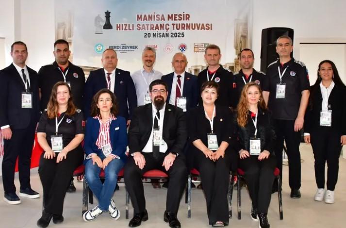 Mesir Festivali'nde Hamleler Konuştu Mesir Festivali'nde Hamleler Konuştu