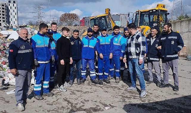 10 ton çöp içinde 100 bin TL'yi aradılar 10 ton çöp içinde 100 bin TL'yi aradılar