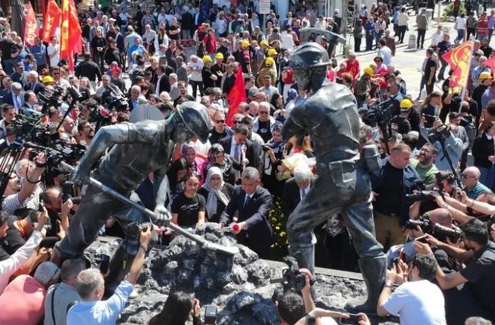Soma Faciasının 11. Yılında Maden Şehitleri Anıldı Soma Faciasının 11. Yılında Maden Şehitleri Anıldı