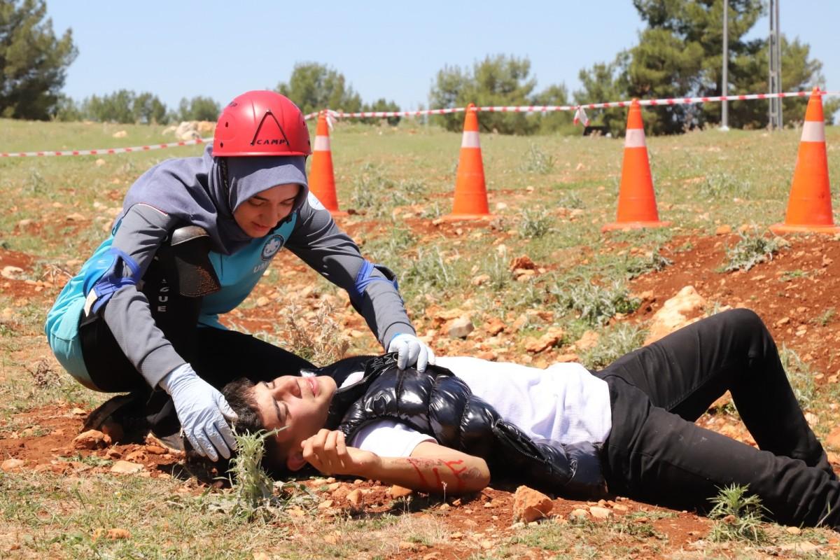 UMKE ekiplerinden gerçeği aratmayan tatbikat - Videolu Haber UMKE ekiplerinden gerçeği aratmayan tatbikat - Videolu Haber