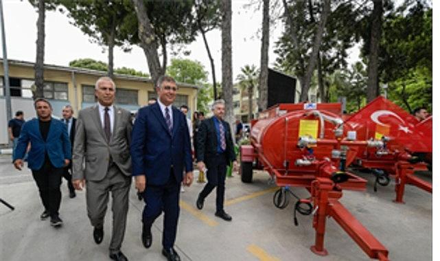 Afetlere ve yangınlara dirençli İzmir için yatırımlar sürüyor Afetlere ve yangınlara dirençli İzmir için yatırımlar sürüyor