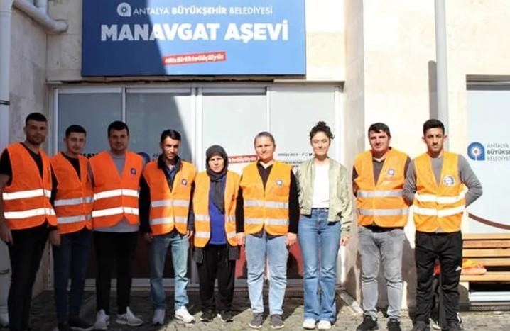 Manavgat Aşevi’nden İhtiyaç Sahiplerine Destek Eli Manavgat Aşevi’nden İhtiyaç Sahiplerine Destek Eli