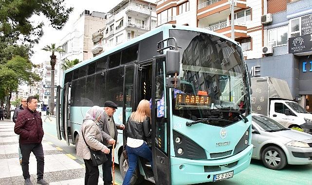 Manisa'da toplu ulaşımda şoför kart ve nakit ödeme dönemi bitiyor Manisa'da toplu ulaşımda şoför kart ve nakit ödeme dönemi bitiyor