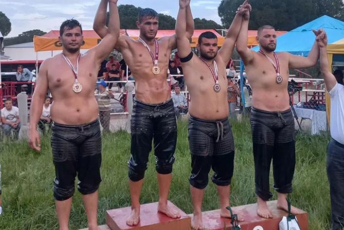 Sakaryalı Sporculardan Farklı Branşlarda Gururlandıran Başarılar Sakaryalı Sporculardan Farklı Branşlarda Gururlandıran Başarılar