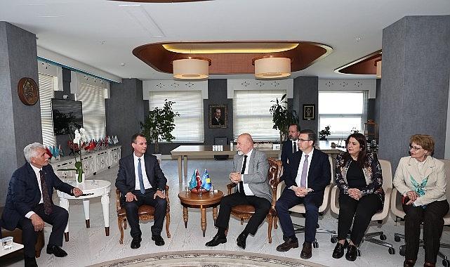 Kardeş şehir Peja'dan Nilüfer'e ziyaret Kardeş şehir Peja'dan Nilüfer'e ziyaret