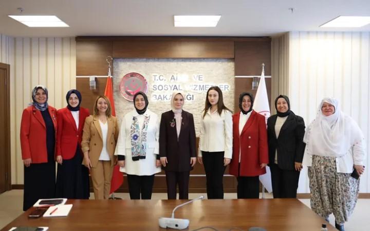 Pazaryeri'ne Aile Destek Merkezi Geliyor Pazaryeri'ne Aile Destek Merkezi Geliyor