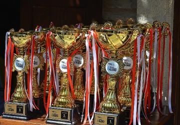 Kuşadası'nda gençler, 6. kez geleceğe koştu