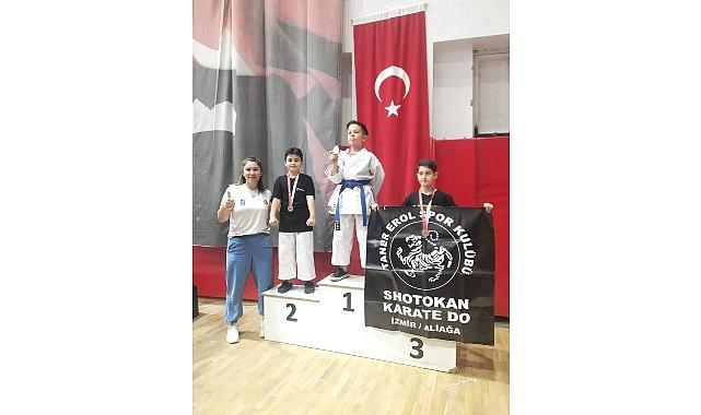Aliağalı Karatecilerden 19 Mayıs İl Şampiyonası'nda 9 Madalya Aliağalı Karatecilerden 19 Mayıs İl Şampiyonası'nda 9 Madalya